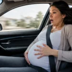 Freinage brusque enceinte : y a-t-il un danger pour le bébé ?